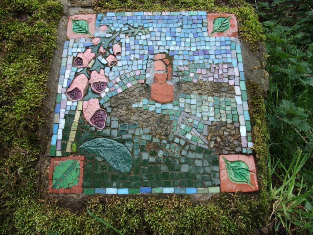 Crackpots Mosaic Trail
